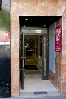 Hipotel Paris Voltaire Bastille, Paris, Франция