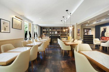 Hotel Le Chat Noir, Saint-Ouen, France