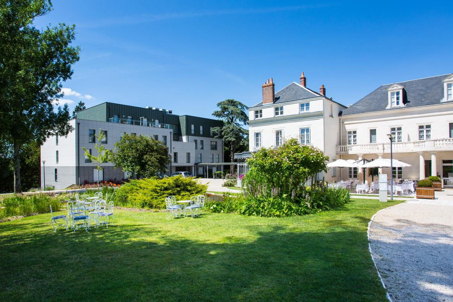 Château Belmont Tours by The Crest Collection, Saint-Cyr-sur-Loire, France