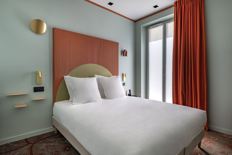 O.lysée Hôtel, Levallois-Perret, France