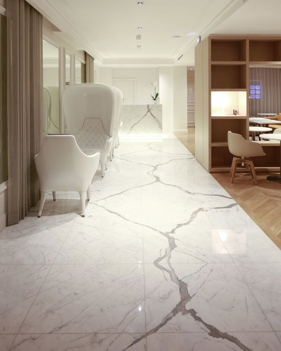 Hotel R de Paris, Clichy, France