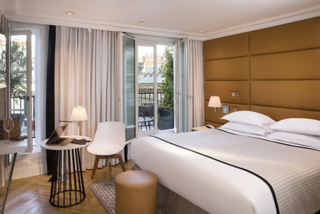 Hotel R de Paris, Clichy, France