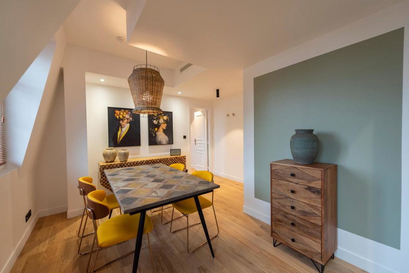 O'Lord, 4 Etoiles, Residence de Luxe Champs-Elysees, Levallois-Perret, France