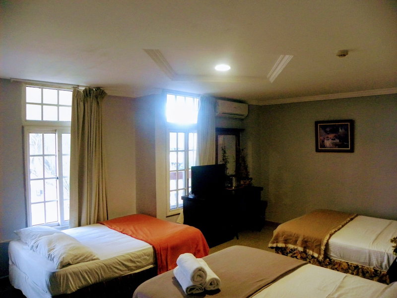 Hotel Meryland, Colon, Panama