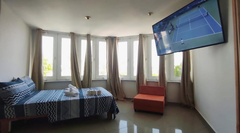 Guest House "Villa Klara Eilat" Heated pool and sauna all year round, Eilat, Israel