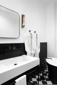 Allegro Neve Tzedek Boutique Suites with nearby shelter - By HOMY, Jaffa, Израиль