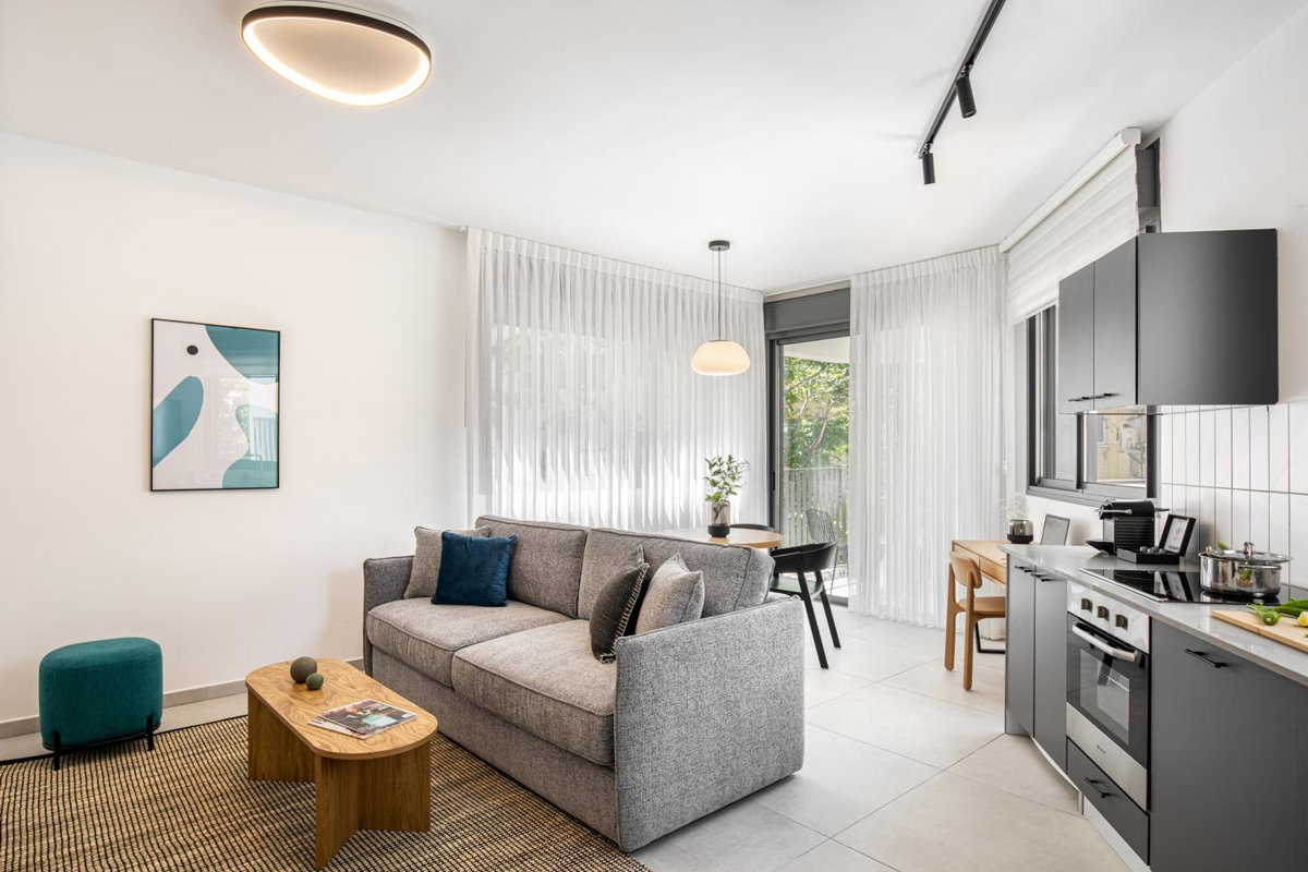 Hotel · Mate GEORGE with MAMAD - By HOMY, Tel Aviv