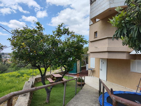 1 Bedroom house we call home, maalot Tarshiha, Israel