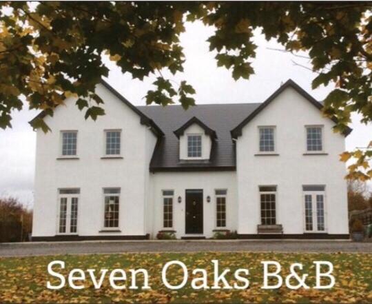 Hotel · Seven Oaks B&B, Ballyhaunis