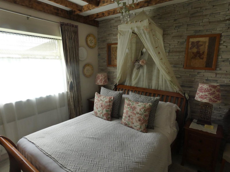 Bunratty Castle Mews B&B, Limerick, Ireland