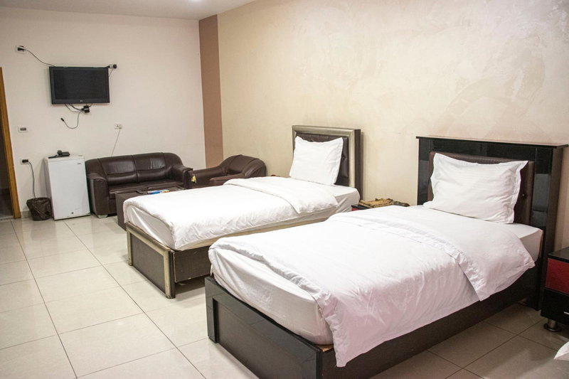 Sara Crown Hotel, Irbid, Иордания