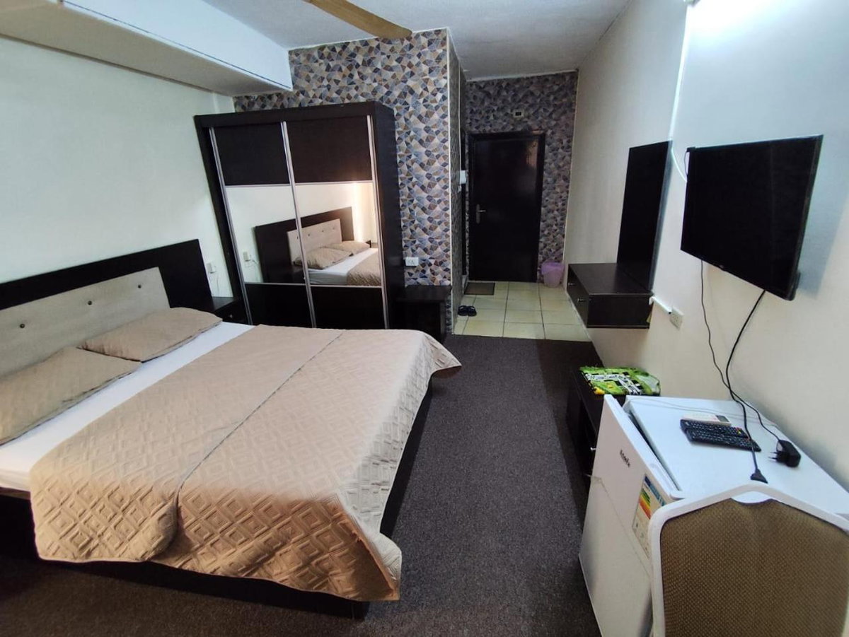 Asia Hotel, Jordan