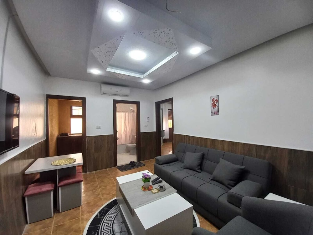 Al-Nujoom Hotel Suites, Jordan