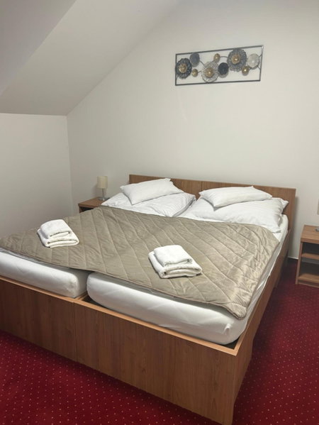 Hotel Evan u Hoffera with free parking, Topoľčany, Slovakia
