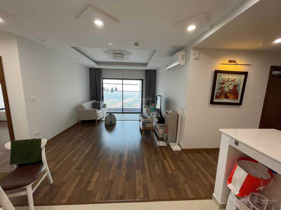 Apartment for sale in Hanoi, Vietnam · Goldmark City · 3 rooms, 3 baths