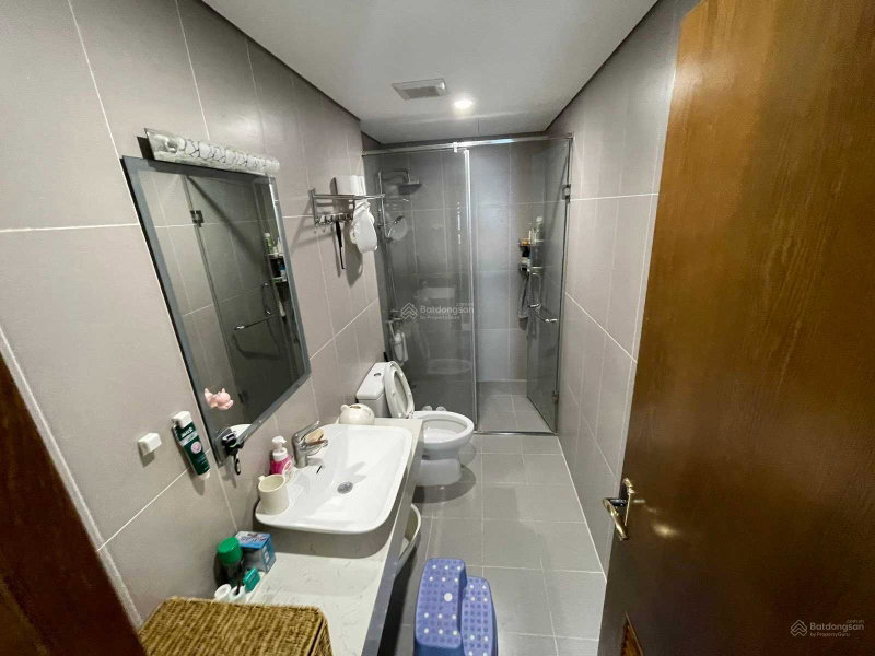 Apartment for sale in Hanoi, Vietnam · Goldmark City · 3 rooms, 3 baths