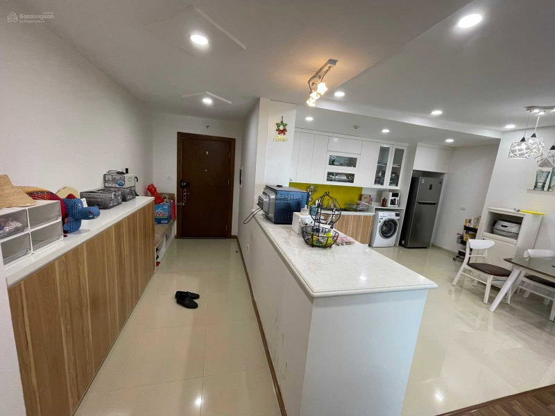 Apartment for sale in Hanoi, Vietnam · Goldmark City · 3 rooms, 3 baths