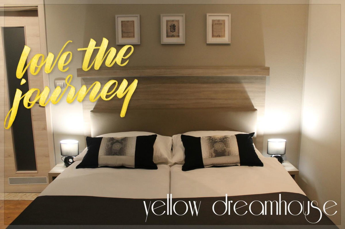 Yellow Dreamhouse, Slovénie