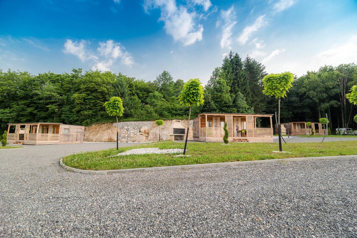 Glamping Krone Kolpa Heaven, Slovenia
