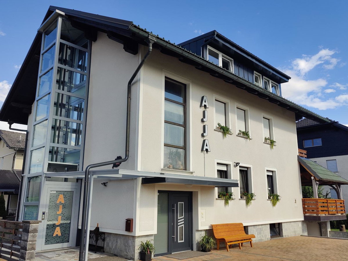 Отель · Apartma AJJA, Kranj