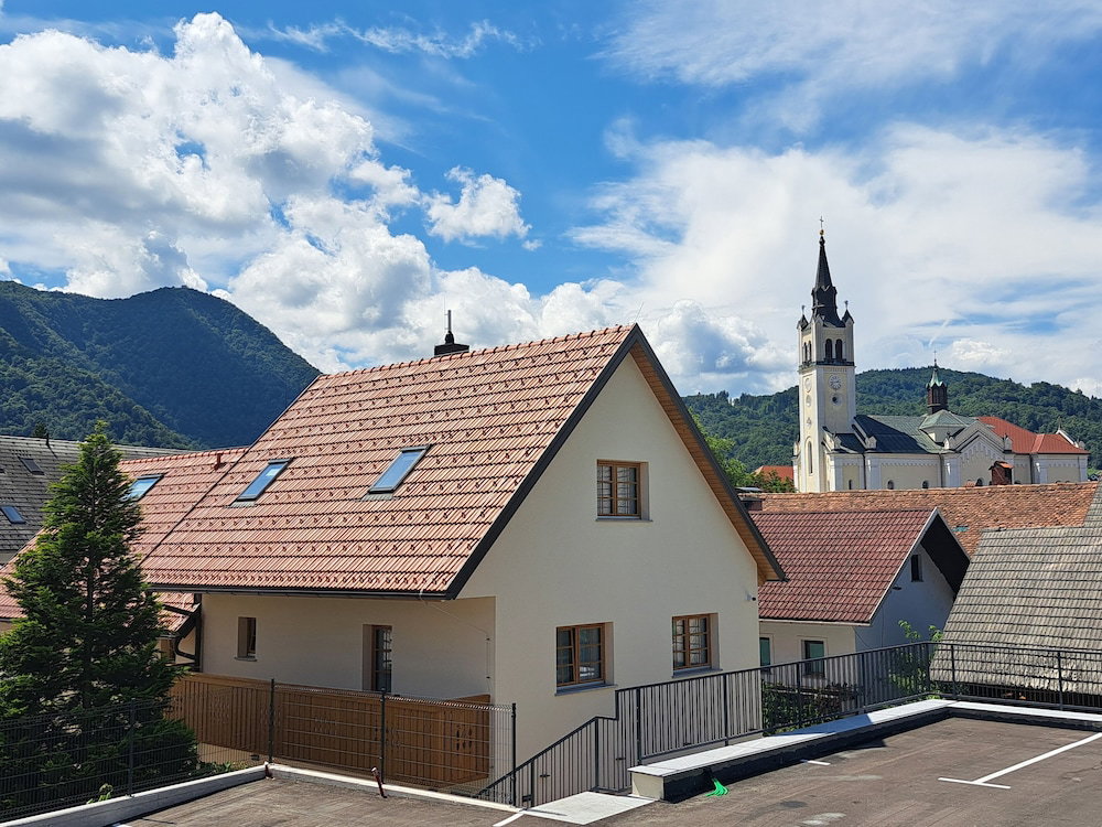 Hôtel · Hotel Vila Loka, Kranj