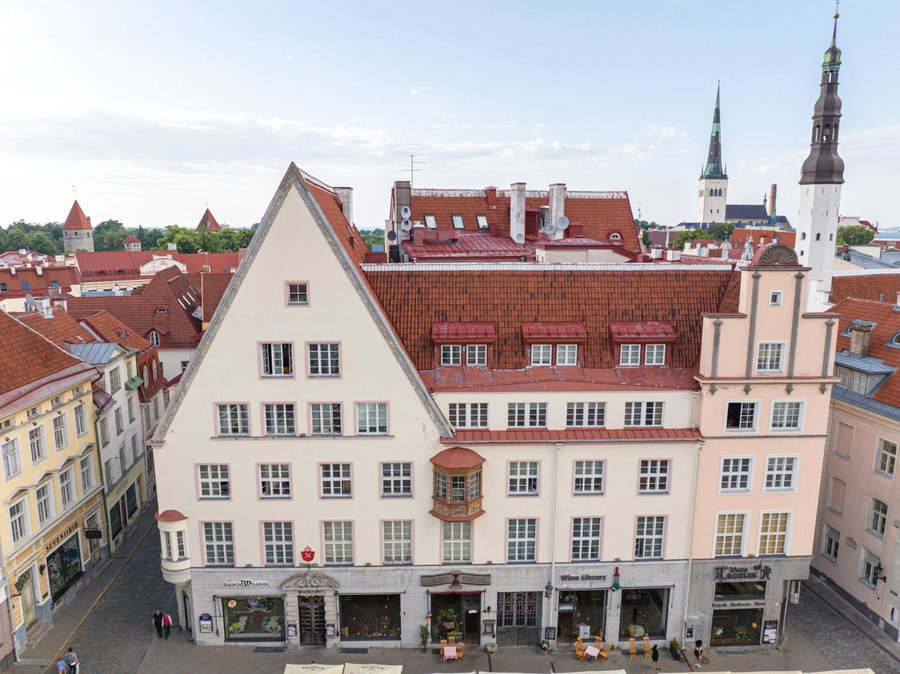 Old Town - Hall Square Apartment, Tallinn, Estonia