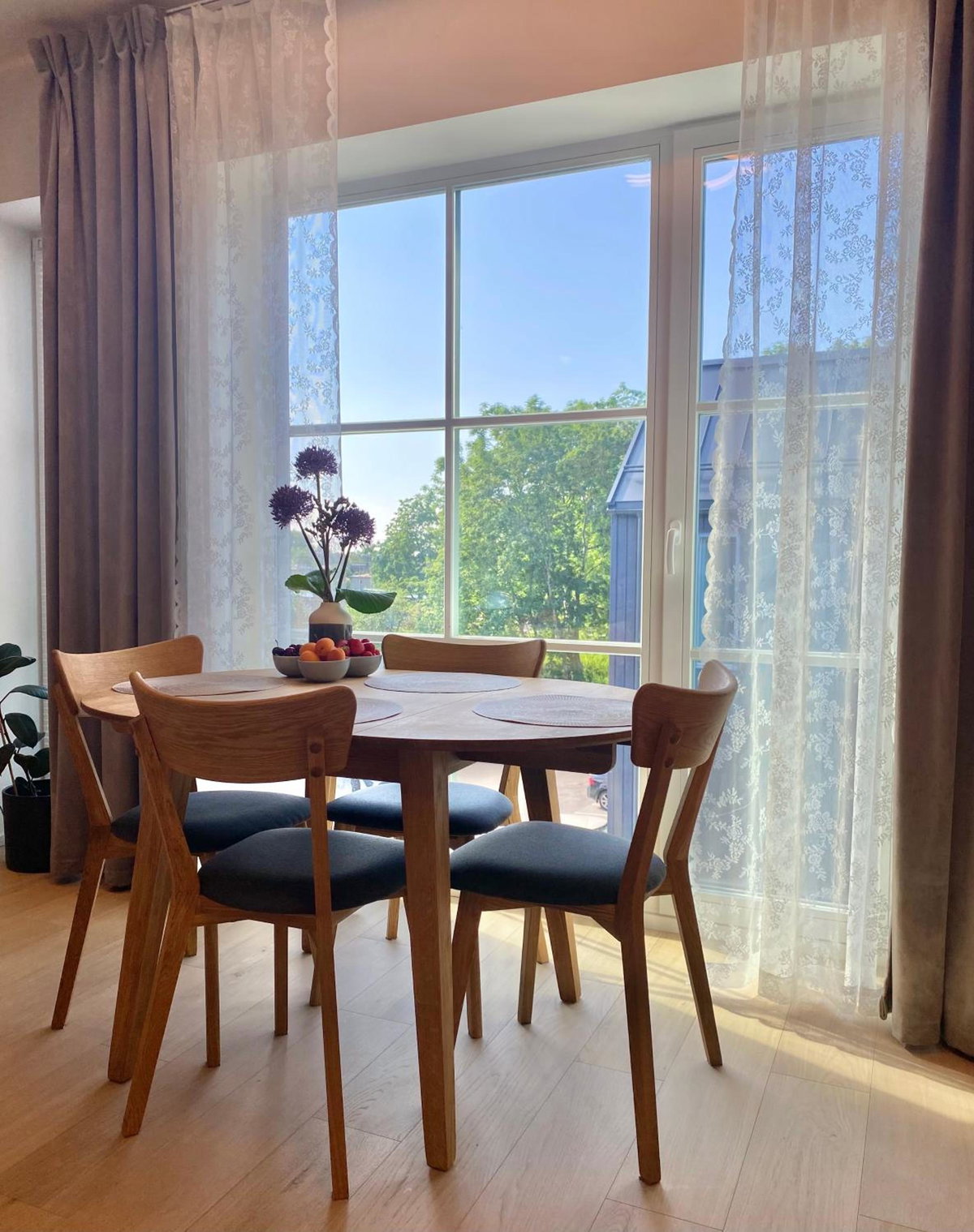 Lux Studio HOTEL, Estonie