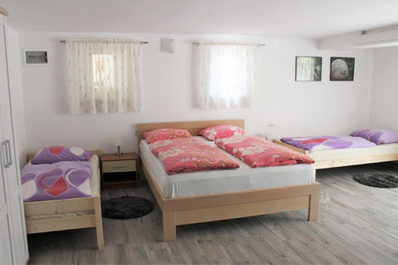 Rooms Jurca, Postojna, Словения