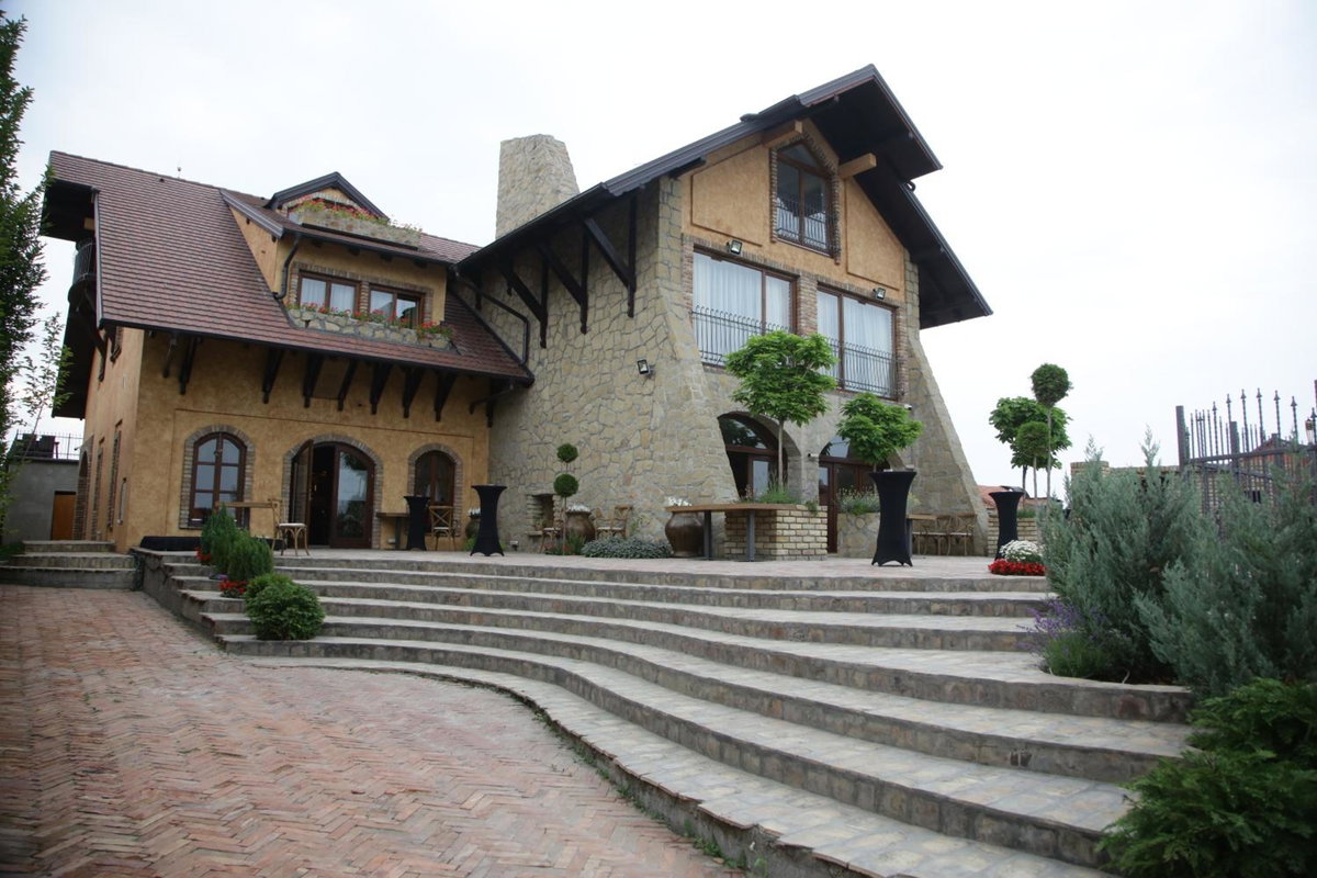 Hôtel · Garni Hotel Chicha - Winery ŠKRBIĆ, Zemun