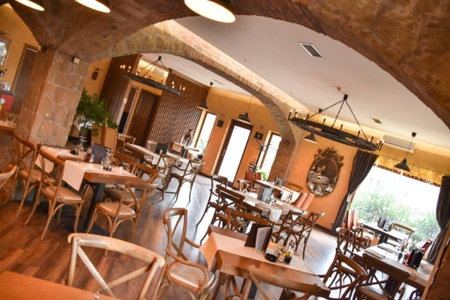 Garni Hotel Chicha - Winery ŠKRBIĆ, Zemun, Serbie