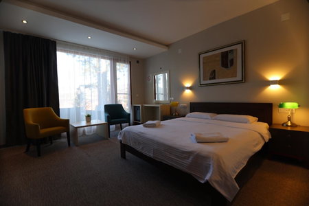 Hotel Happy, Pirot, Serbie