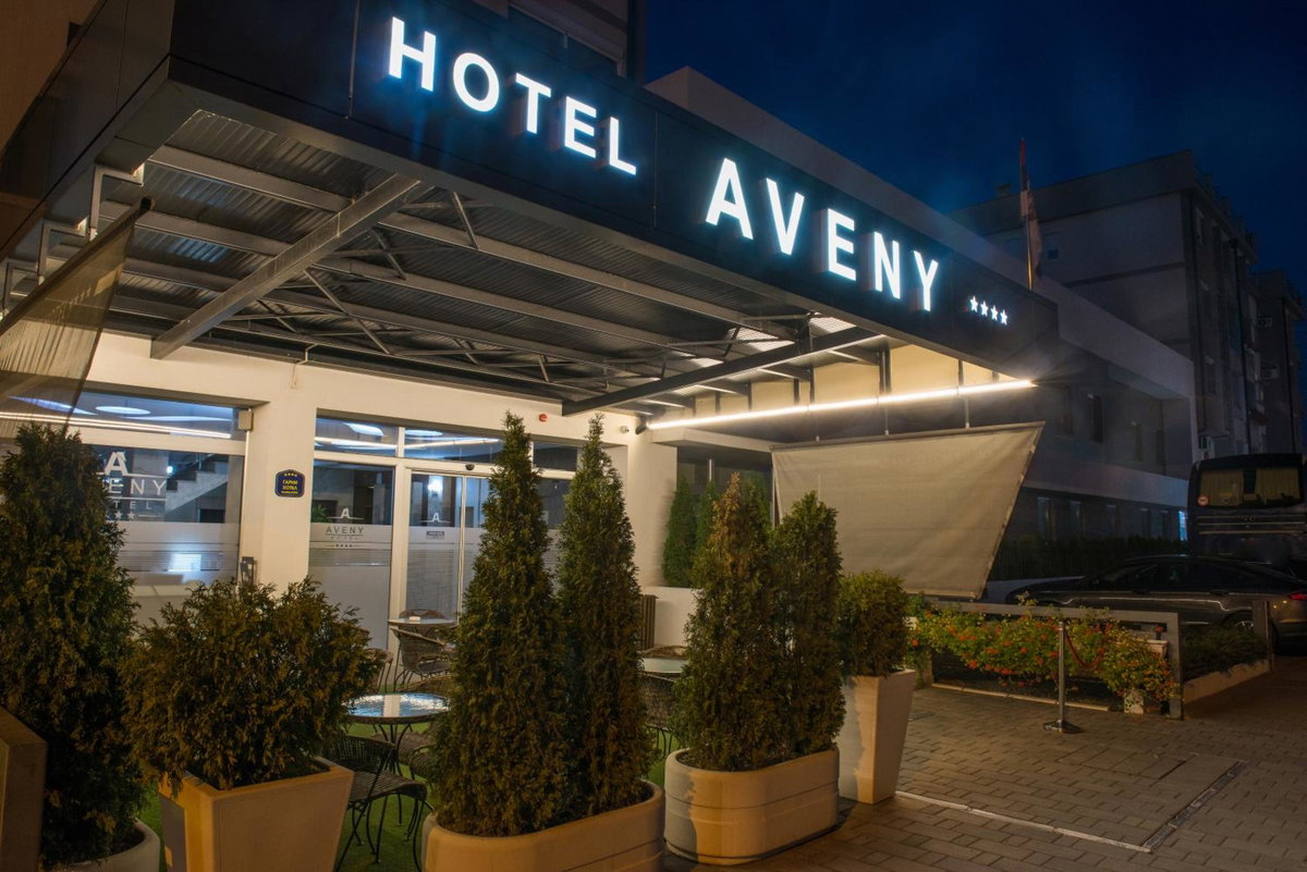 Garni Hotel Aveny, Serbien