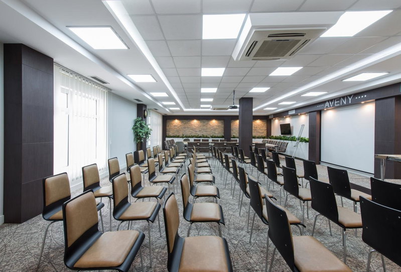 Garni Hotel Aveny, Cacak, Сербия