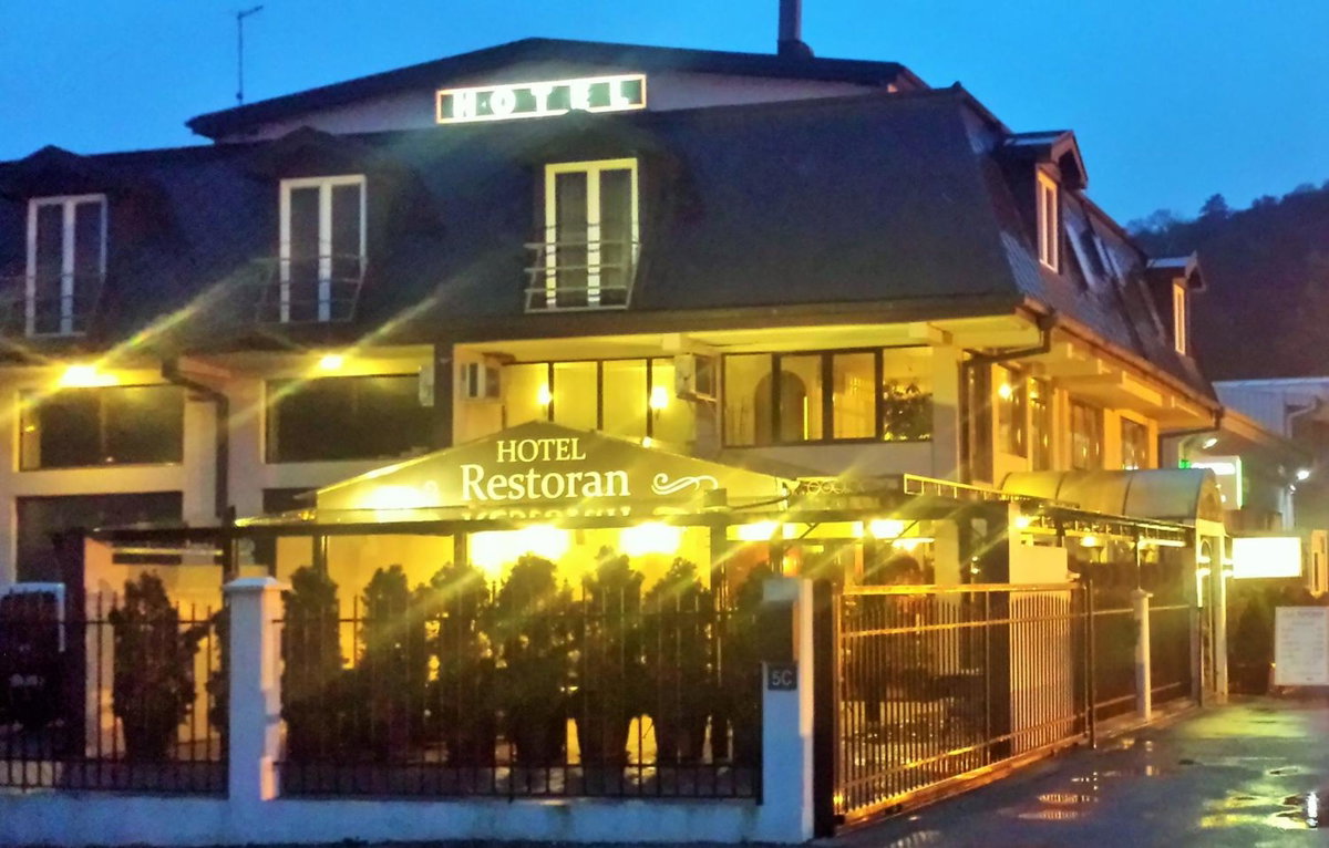 Hôtel · Hotel Topcider, Belgrade