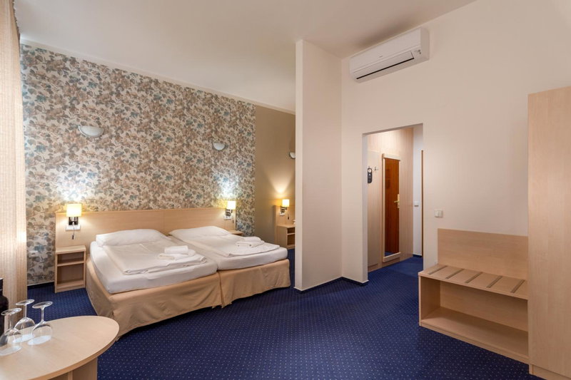 Wine Wellness Hotel Amande Hustopeče, Breclav, Czechia