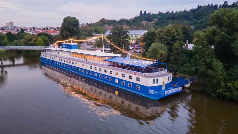 Botel Racek, Branik, Czechia