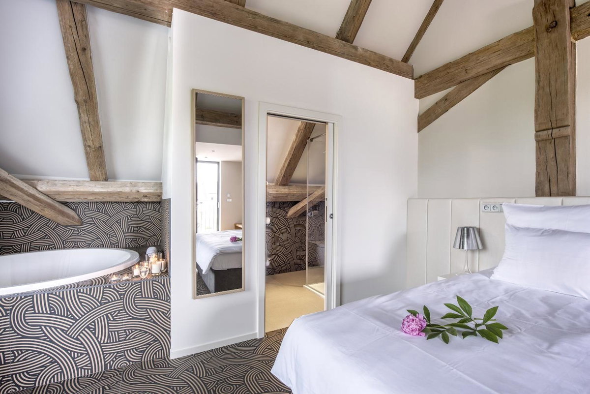 Hotel · Yard Resort, Neratovice