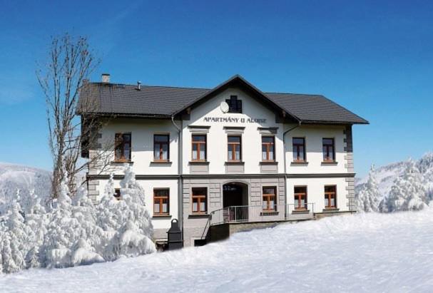 Hotel · Apartmány U Aloise, Sumperk