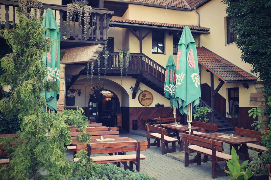 Hotel U Dvou medvídků, Chomutov, Czechia