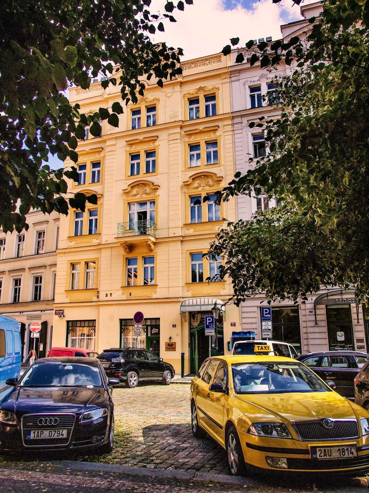 Hôtel · Hotel Hastal Prague Old Town, Prague