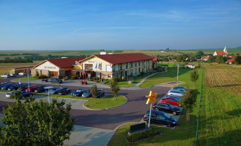 Wellness Hotel Happy Star, Znojmo, Czechia