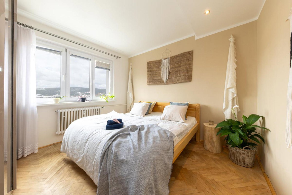 Hotel · Rooftop Flower Power Apartment, Brno