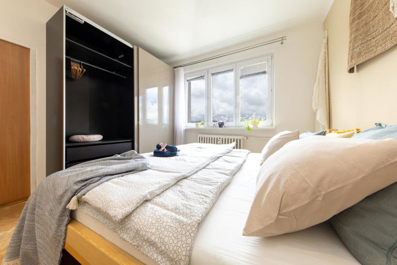Rooftop Flower Power Apartment, Brno, Czechia