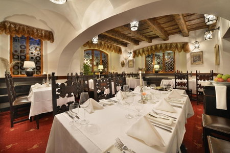 Hotel U 3 Pstrosu, Prague, Czechia