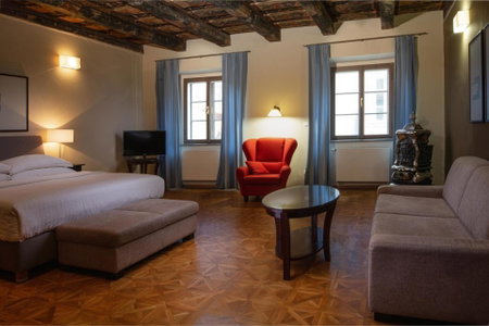 Charles Bridge Heritage Suites by SALVATOR HOTELS, Prague, Czechia