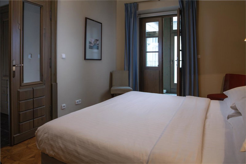 Charles Bridge Heritage Suites by SALVATOR HOTELS, Prague, Czechia
