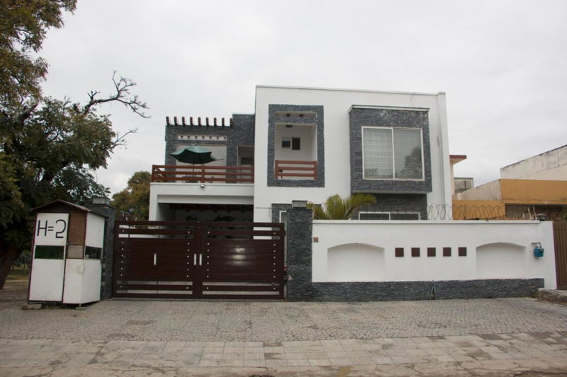 Crosswinds Guest House, Islamabad, Pakistan