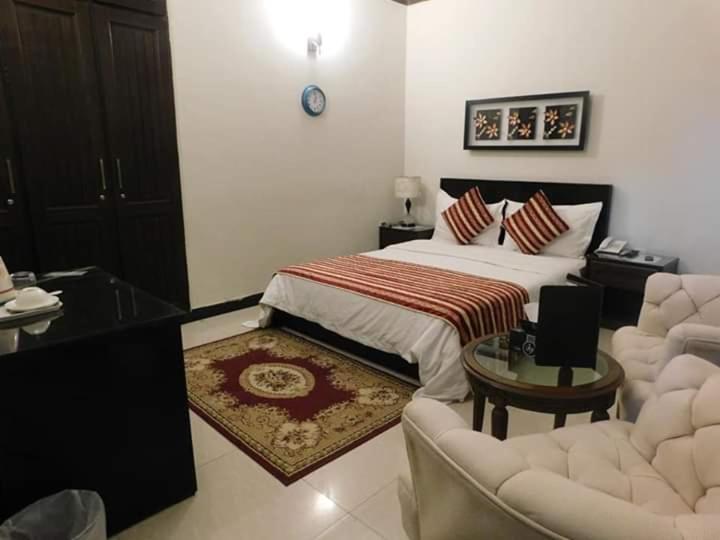 Crosswinds Guest House, Islamabad, Pakistan