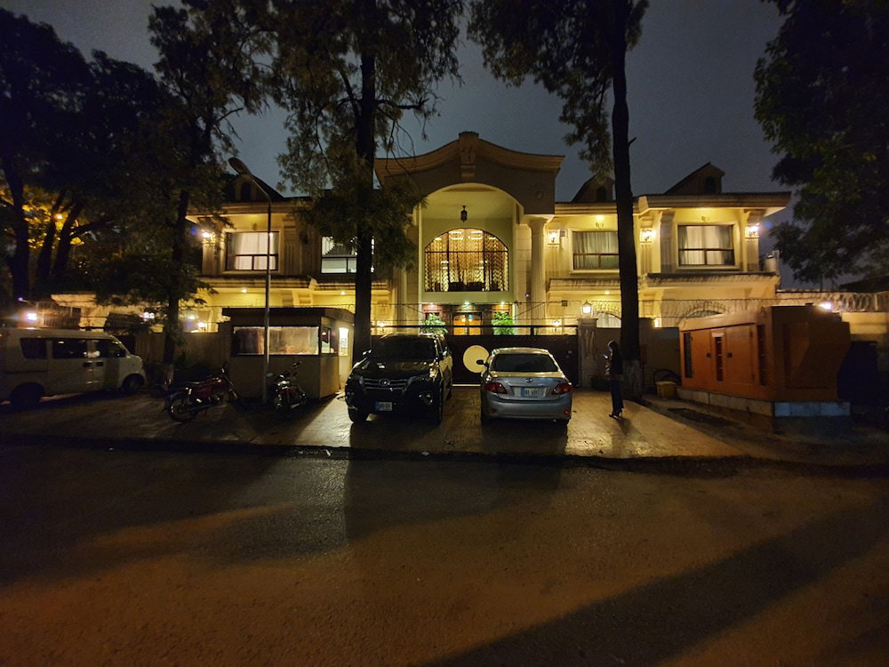 Hotel · S Chalet Islamabad, Islamabad