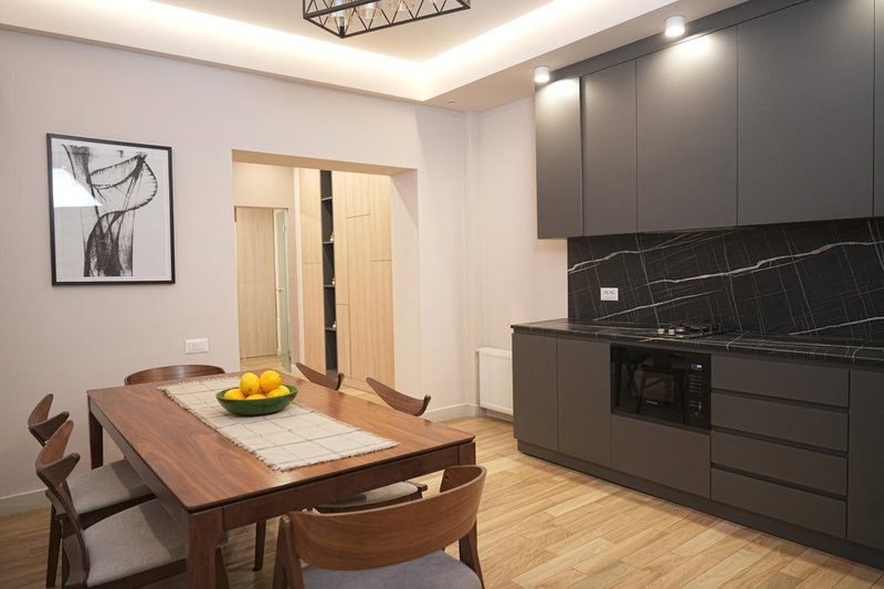 Deluxe apartments in the city center by Sweet Home, Yerevan, Армения